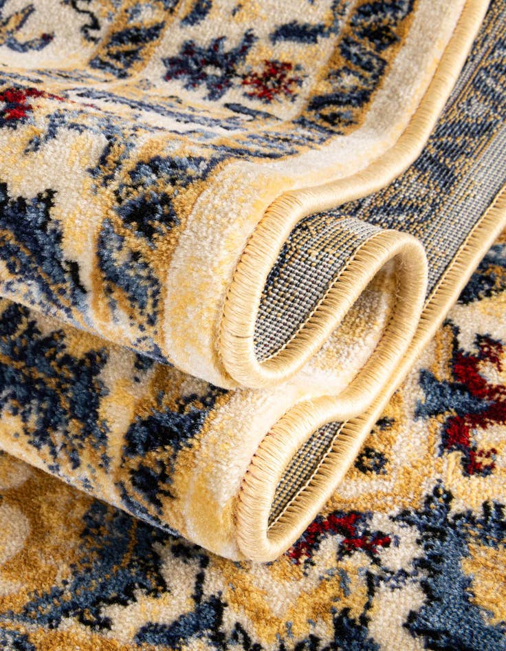 Detail image of  2' 2 x 6' Kennedy Runner Rug