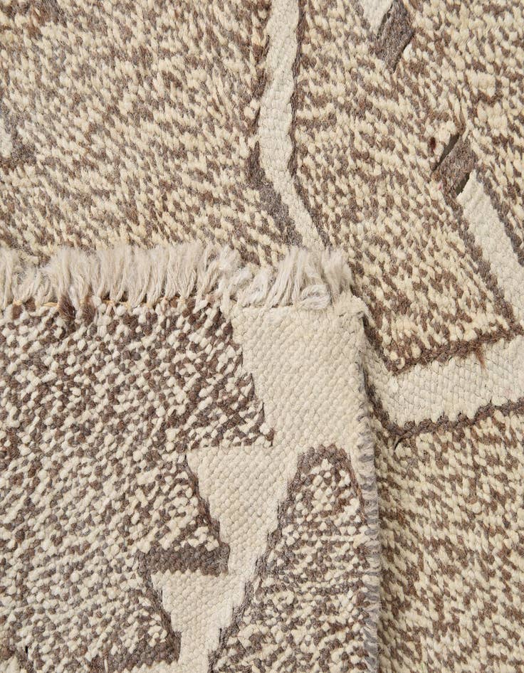 Detail image of  2' x 7' 5  Hand Woven Kilim Modern Wool Runner Rug