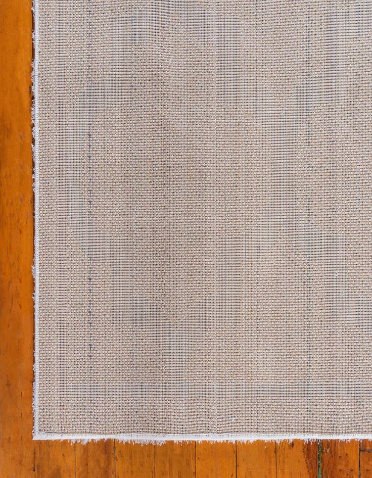 Detail image of  2' x 6' 9 Lattice Shag Runner Rug