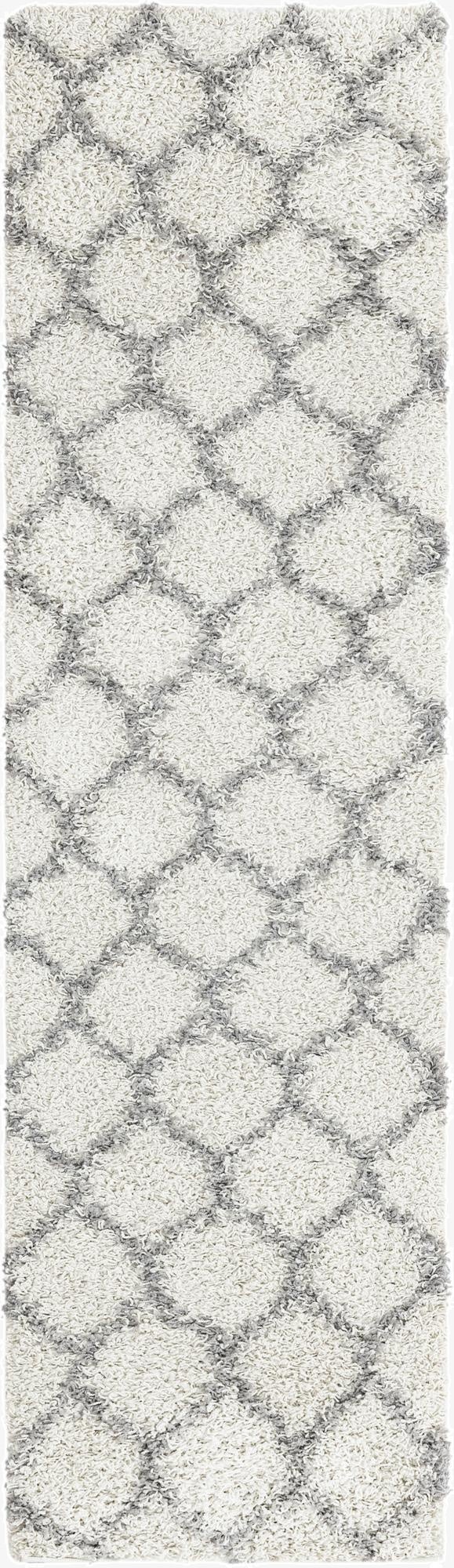 2' 7 x 10' Lattice Shag Runner Rug