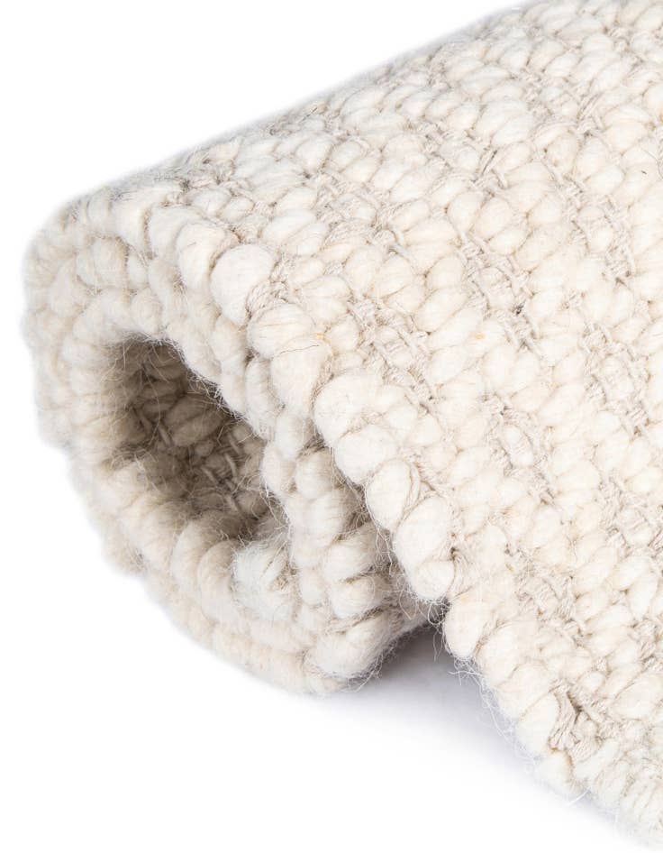 Detail image of  2' x 4' 1  Hand Woven Lattice Wool Runner Rug