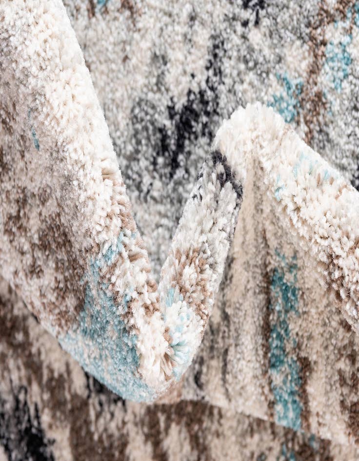 Detail image of 2' 2 x 6' Legacy Runner Rug