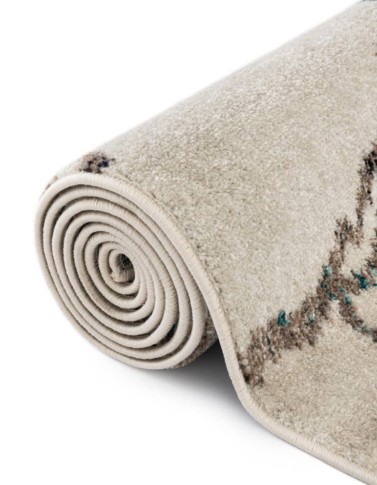 Detail image of  2' 7 x 10' Madeline Runner Rug