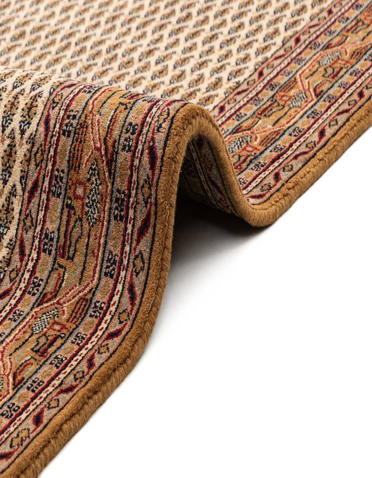 Detail image of  5' 6 x 10' 5  Hand Knotted Mir Wool Runner Rug