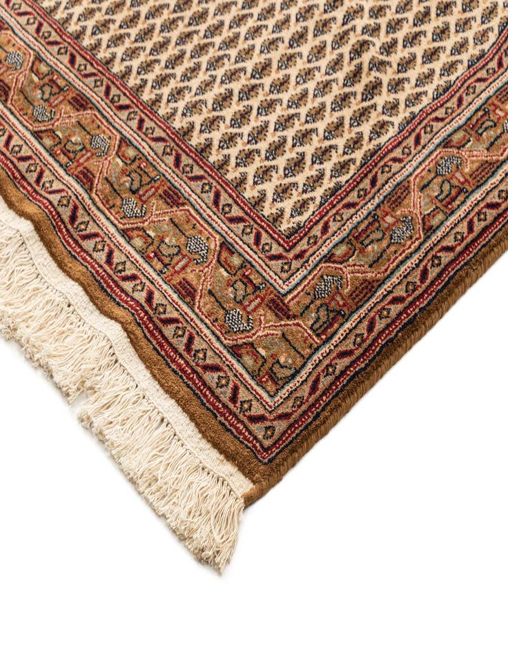 Detail image of  4' 6 x 8' 9  Hand Knotted Mir Wool Runner Rug