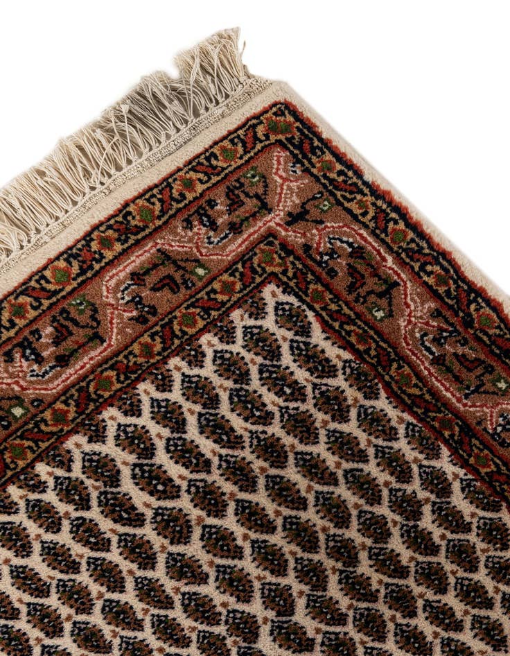 Detail image of  2' 4 x 4' 5  Hand Knotted Mir Wool Runner Rug