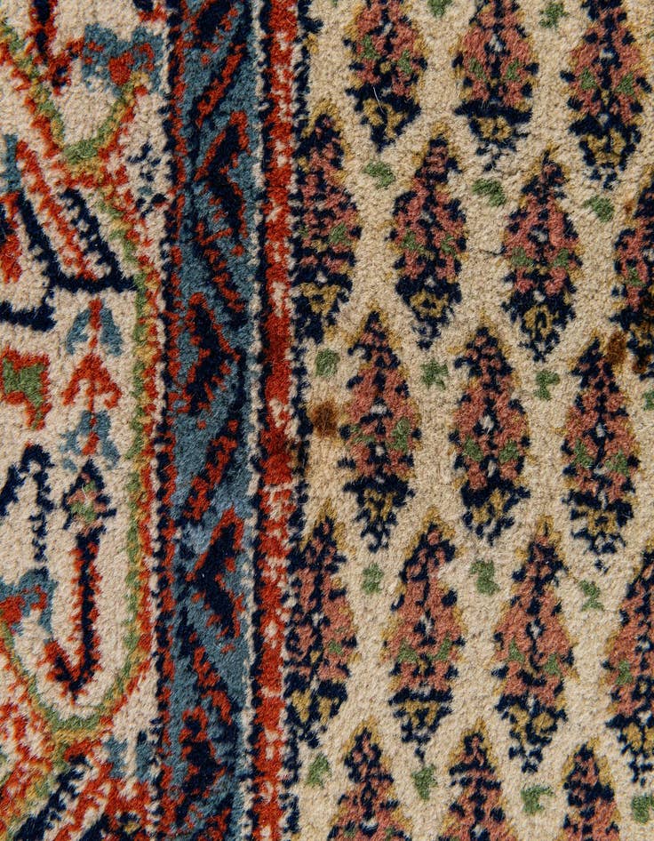 Detail image of  2' 9 x 8' 2  Hand Knotted Mir Wool Runner Rug