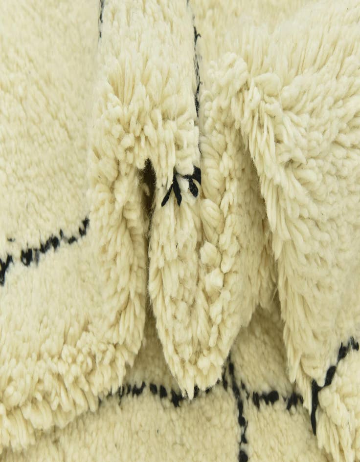 Detail image of  4' 6 x 8' 7  Hand Knotted Moroccan Wool Runner Rug