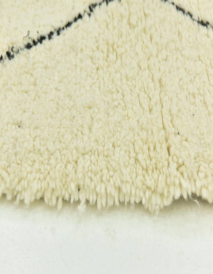 Detail image of  4' 6 x 8' 7  Hand Knotted Moroccan Wool Runner Rug