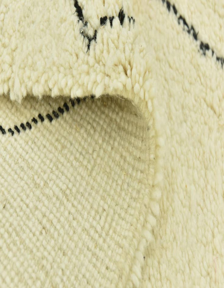 Detail image of  4' 6 x 8' 7  Hand Knotted Moroccan Wool Runner Rug