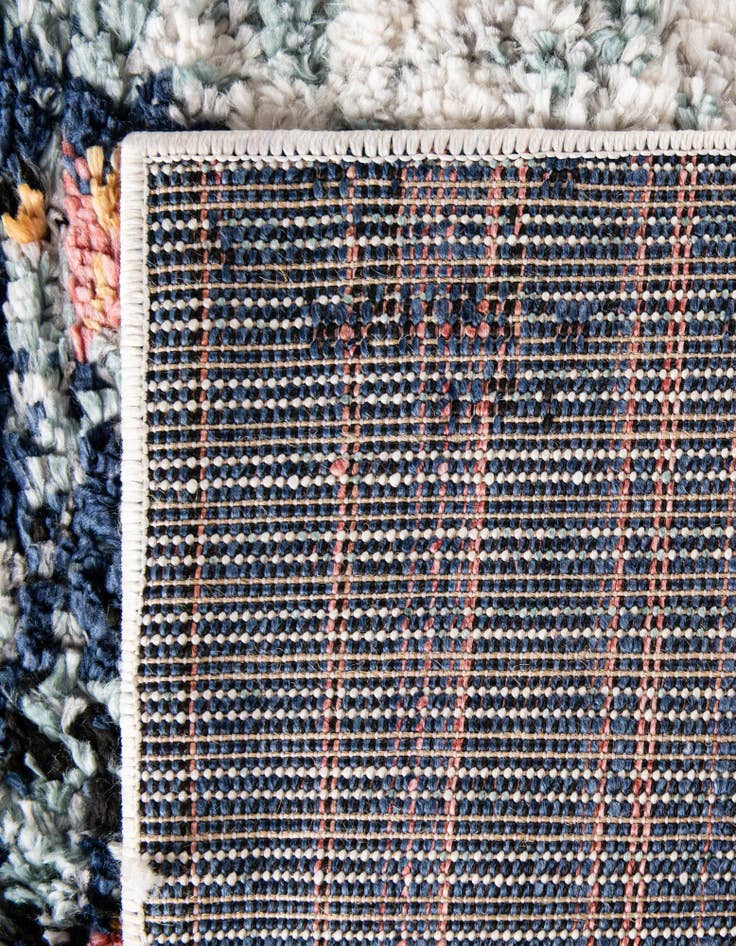 Detail image of  2' 7 x 10' Morocco Runner Rug