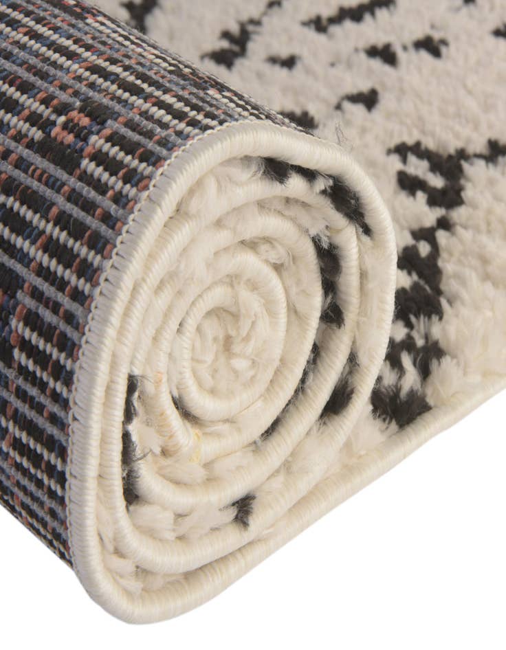 Detail image of  2' 2 x 6' Morocco Runner Rug