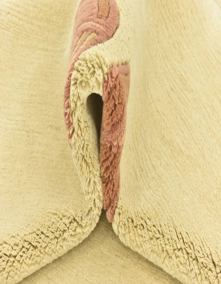 Detail image of 4' 7 x 9' 10 Hand Knotted Nepal Wool Runner Rug