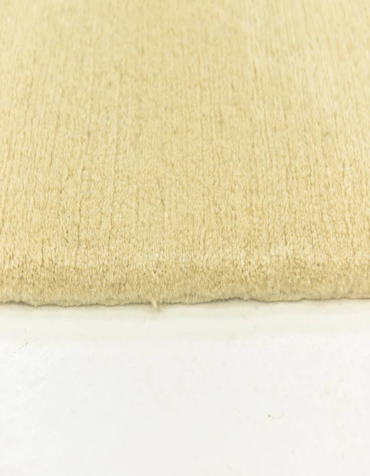 Detail image of 4' 7 x 9' 10 Hand Knotted Nepal Wool Runner Rug