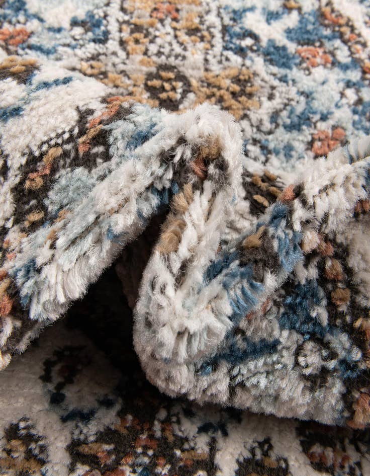 Detail image of  2' x 6' Nyla Runner Rug