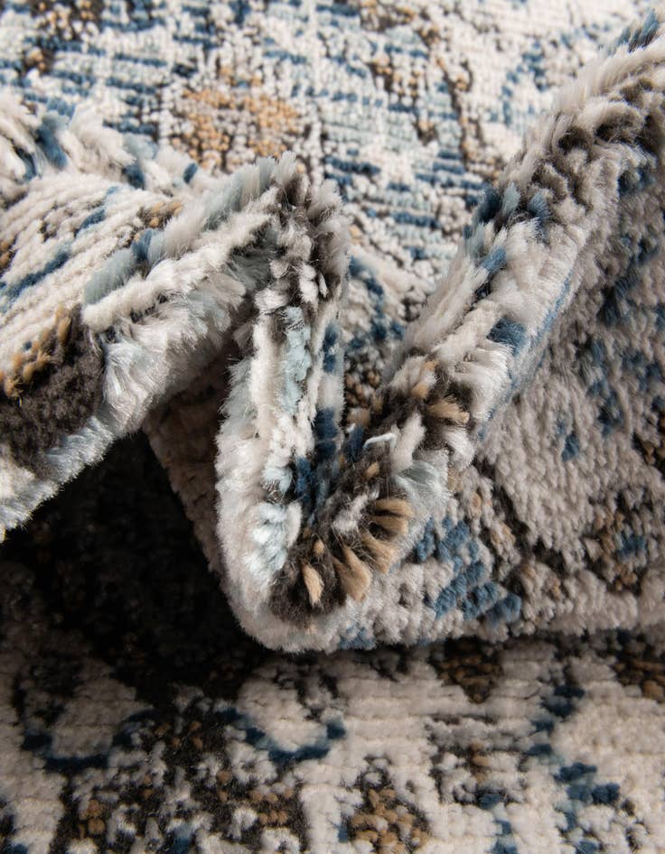 Detail image of  2' x 6' Nyla Runner Rug