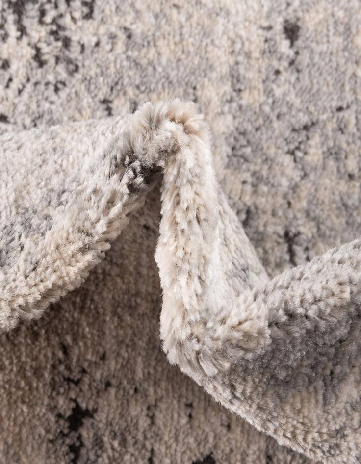 Detail image of  0' 8 x 5' Oregon Runner Rug