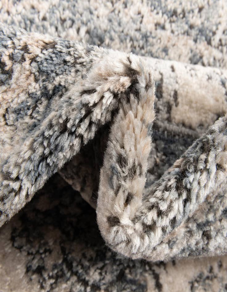 Detail image of  2' 2 x 8' Oregon Runner Rug