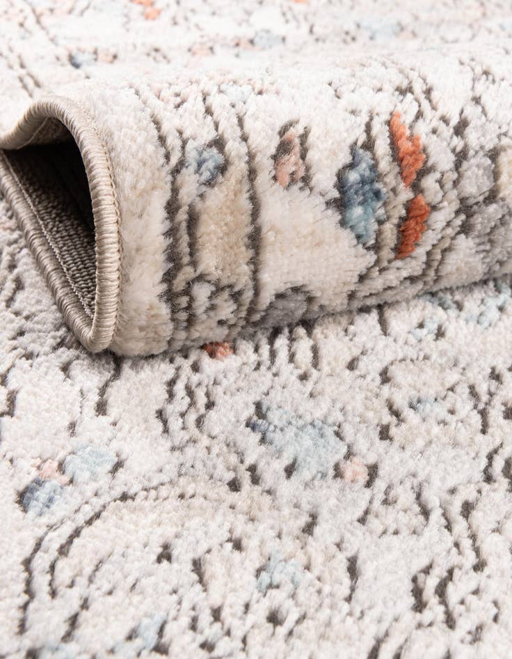 Detail image of  2' 2 x 8' Oregon Runner Rug