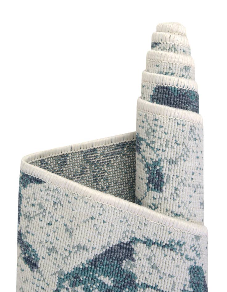 Detail image of  2' x 6'  Washable Coastal Indoor / Outdoor Runner Rug