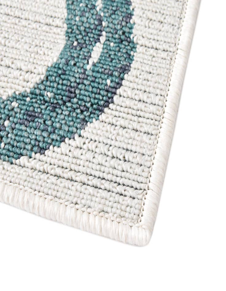 Detail image of  2' x 6'  Washable Coastal Indoor / Outdoor Runner Rug