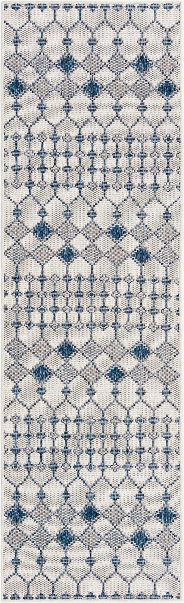  2' 7 x 10'  Washable Lattice Indoor / Outdoor Runner Rug