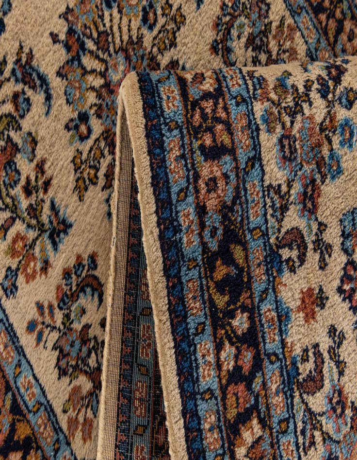 Detail image of  2' 6 x 9' 9  Hand Knotted Sarough Oriental Wool Runner Rug