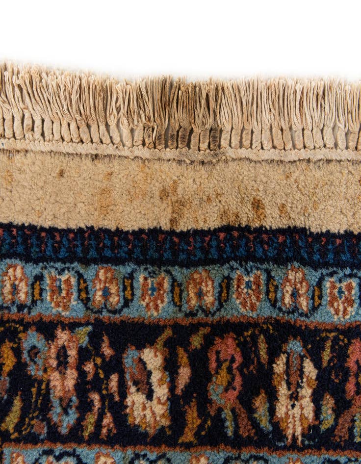 Detail image of  2' 6 x 9' 9  Hand Knotted Sarough Oriental Wool Runner Rug