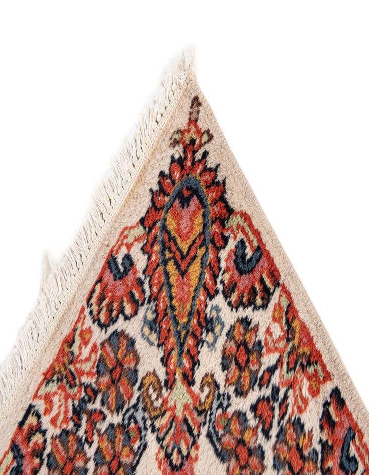 Detail image of  2' 1 x 4' 2  Hand Knotted Sarough Wool Runner Rug