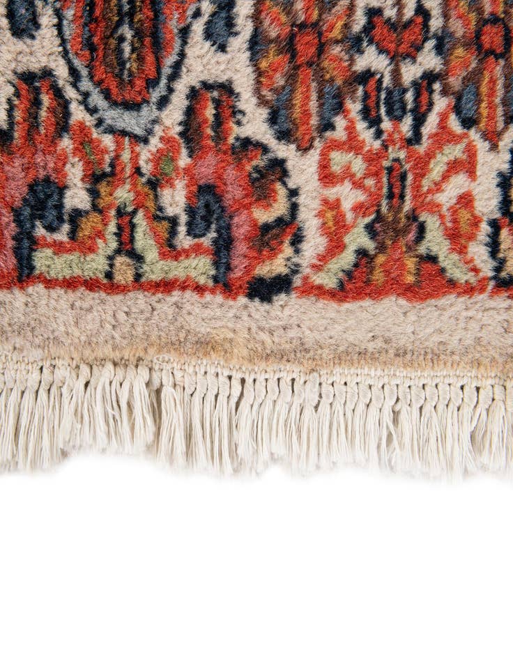 Detail image of  2' 1 x 4' 2  Hand Knotted Sarough Wool Runner Rug
