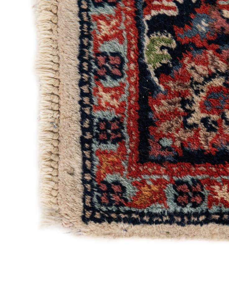 Detail image of  2' 8 x 9' 3  Hand Knotted Sarough Wool Runner Rug