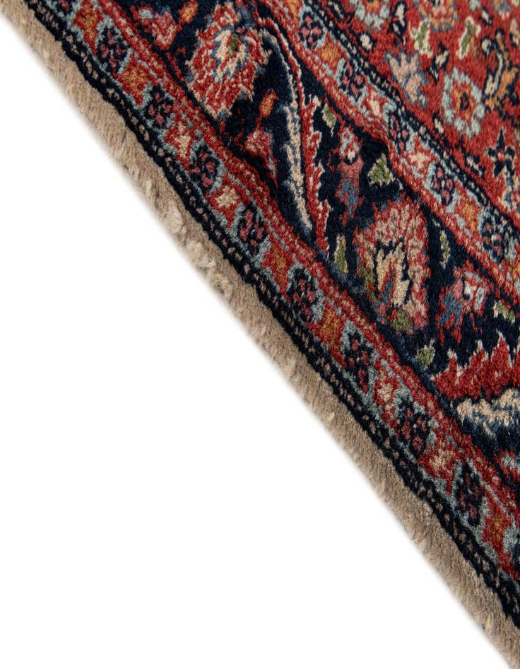 Detail image of  2' 8 x 9' 3  Hand Knotted Sarough Wool Runner Rug