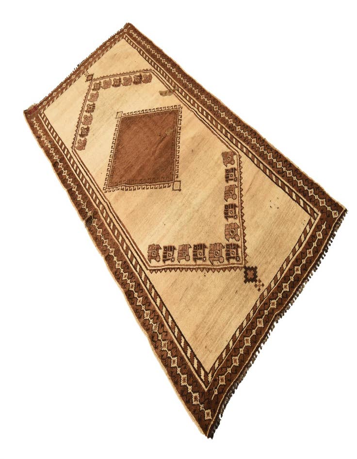 Detail image of  3' 4 x 6' 8  Hand Knotted Shiraz Persian Wool Runner Rug