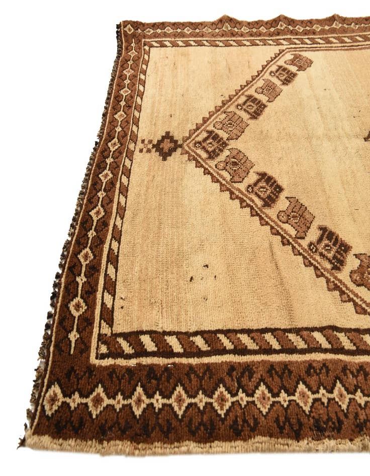 Detail image of  3' 4 x 6' 8  Hand Knotted Shiraz Persian Wool Runner Rug