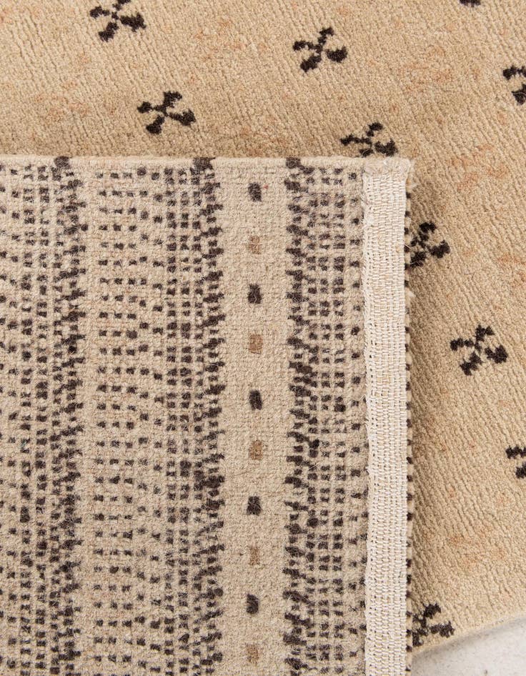 Detail image of  2' 1 x 9' 3  Hand Knotted Tibet Wool Runner Rug