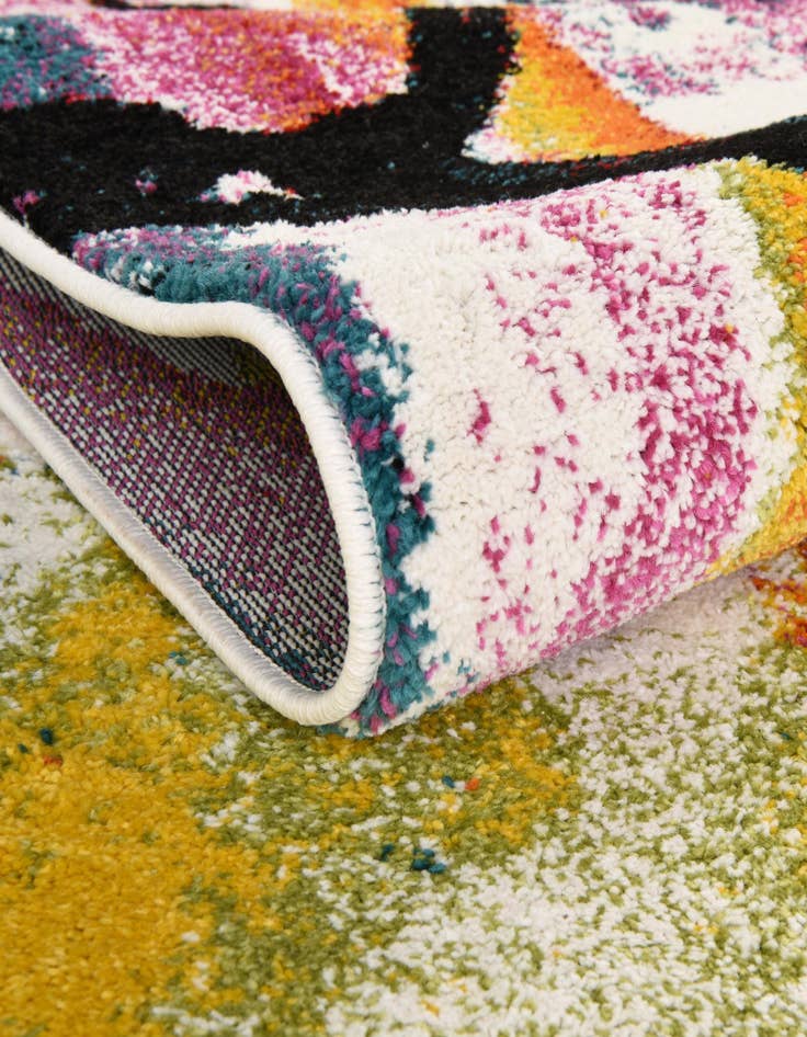 Detail image of  2' 7 x 10' Tuscany Runner Rug