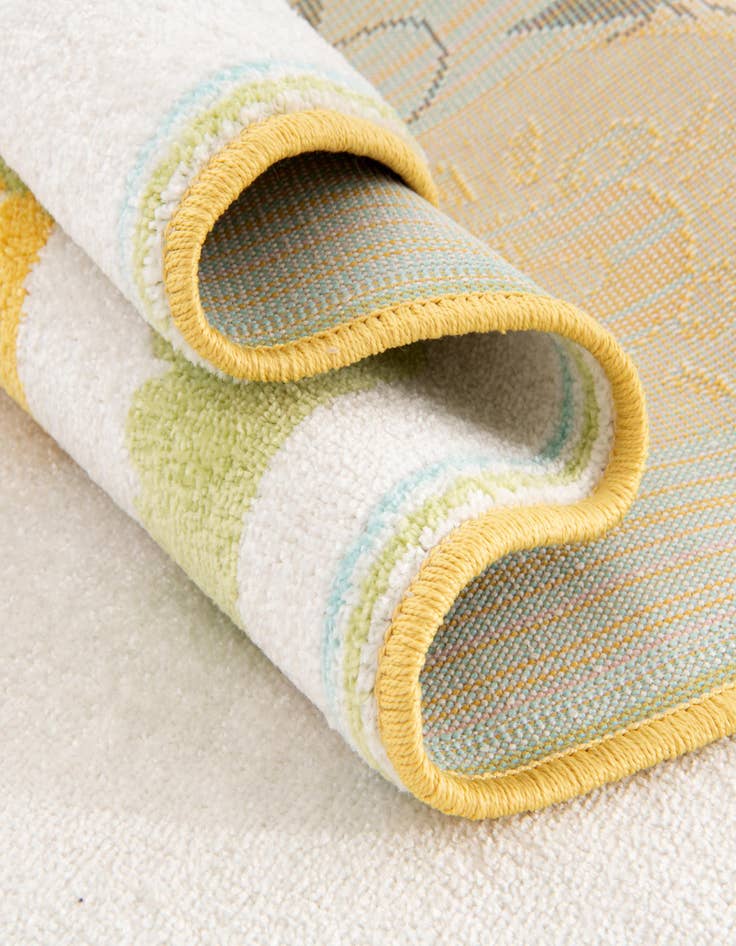 Detail image of  2' 2 x 4' Animals Whimsy Kids Runner Rug