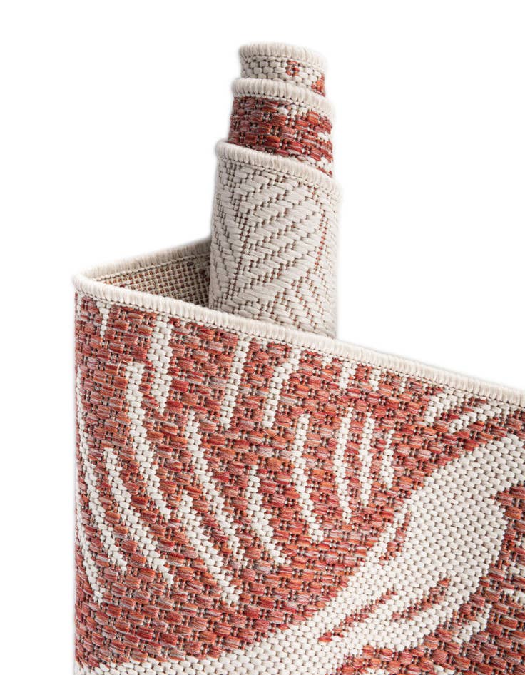 Detail image of  12' x 12'  Washable Coastal Indoor / Outdoor Round Rug