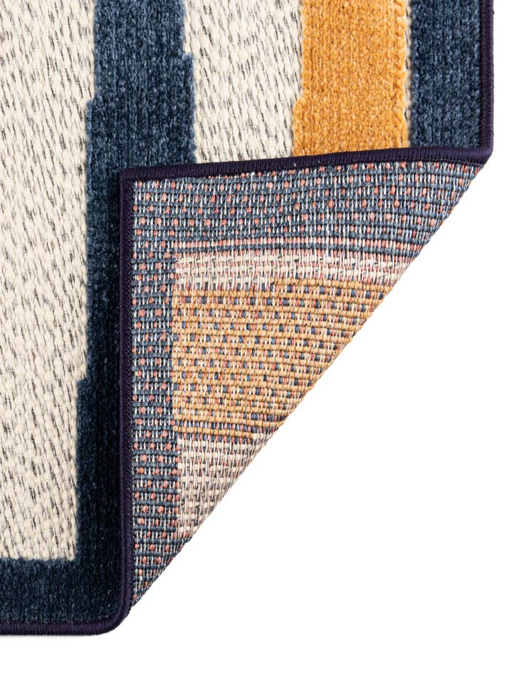 Detail image of  5' 3 x 5' 3  Washable Belize Indoor / Outdoor Square Rug
