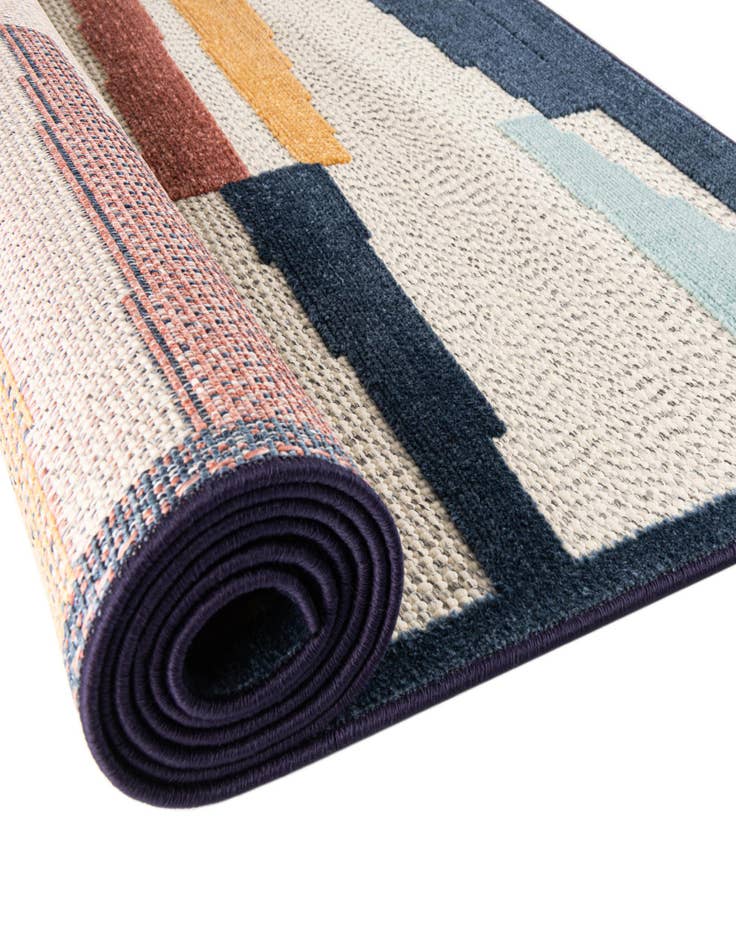 Detail image of  5' 3 x 5' 3  Washable Belize Indoor / Outdoor Square Rug
