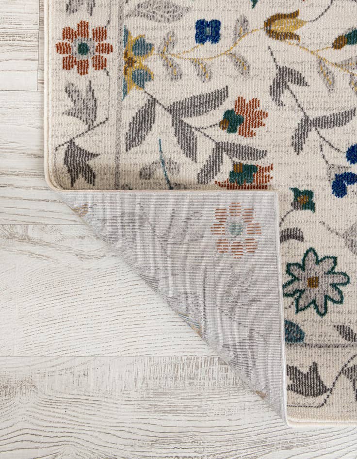 Detail image of  8' x 8' Blossom Square Rug