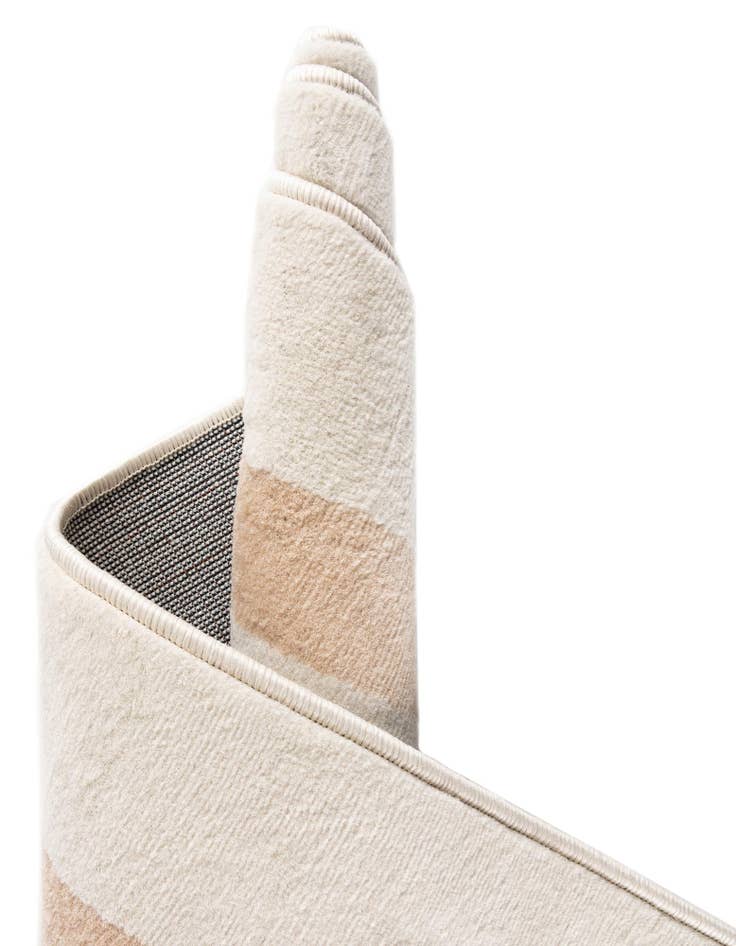 Detail image of  7' 10 x 7' 10 Charlotte Square Rug