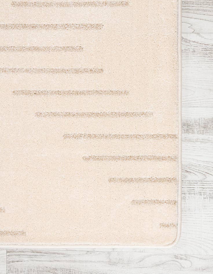 Detail image of 8' x 8' Contour Square Rug