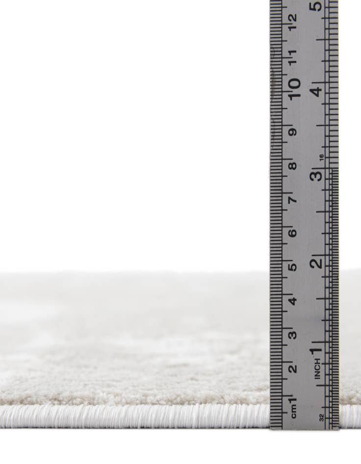 Detail image of  7' 10 x 7' 10 Finsbury Square Rug