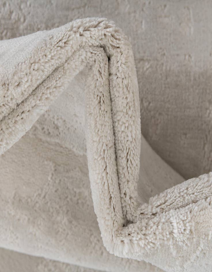 Detail image of  7' 10 x 7' 10 Finsbury Square Rug