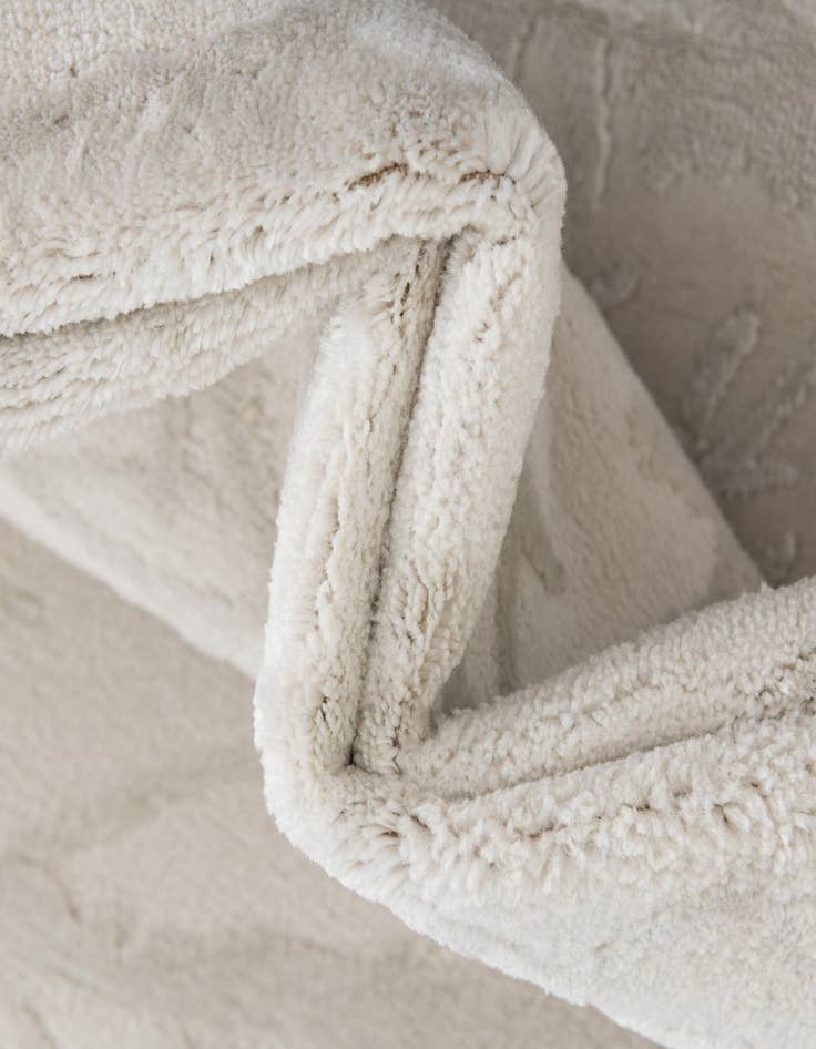 Detail image of  7' 10 x 7' 10 Finsbury Square Rug