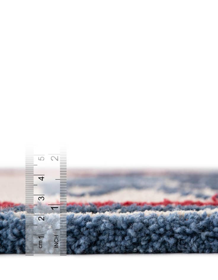 Detail image of  4' 1 x 4' 1 Handtufted Wool Square Rug