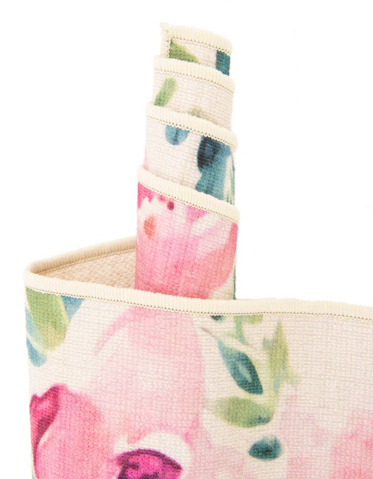 Detail image of  10' x 10'  Washable Jill Zarin Caribbean Indoor / Outdoor Square Rug