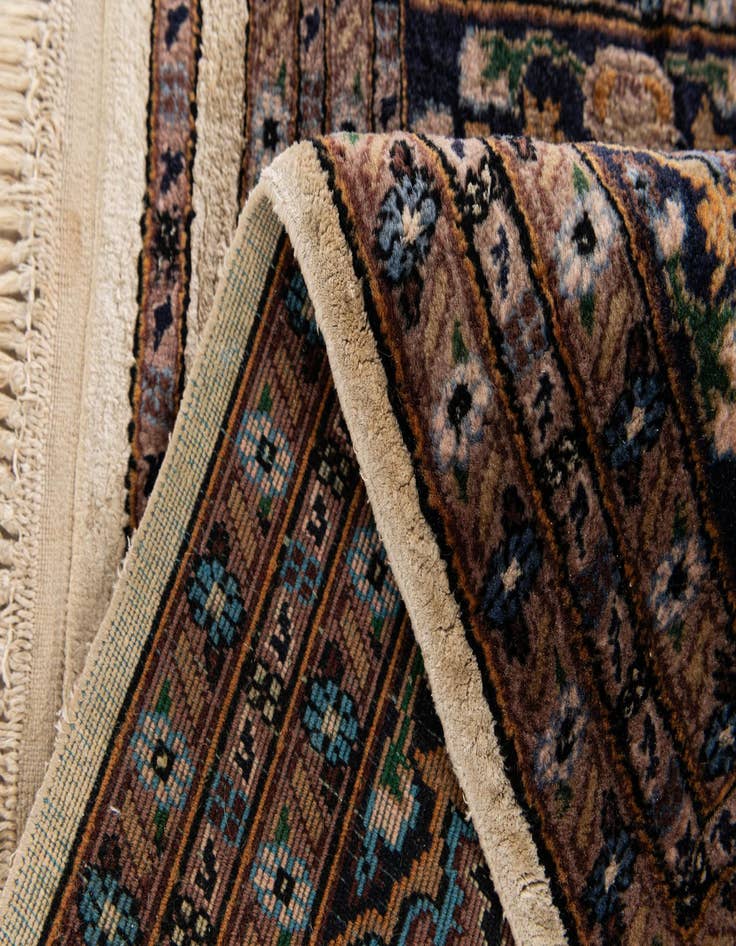 Detail image of  2' 11 x 3'  Hand Knotted Kashmir Oriental Square Rug