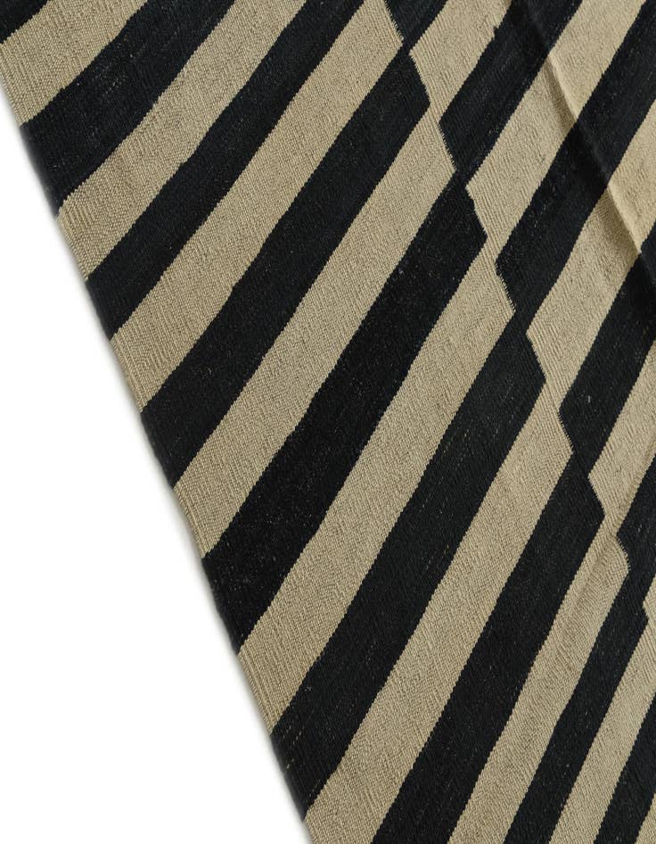 Detail image of  8' 9 x 9' 6  Hand Woven Kilim Modern Wool Square Rug